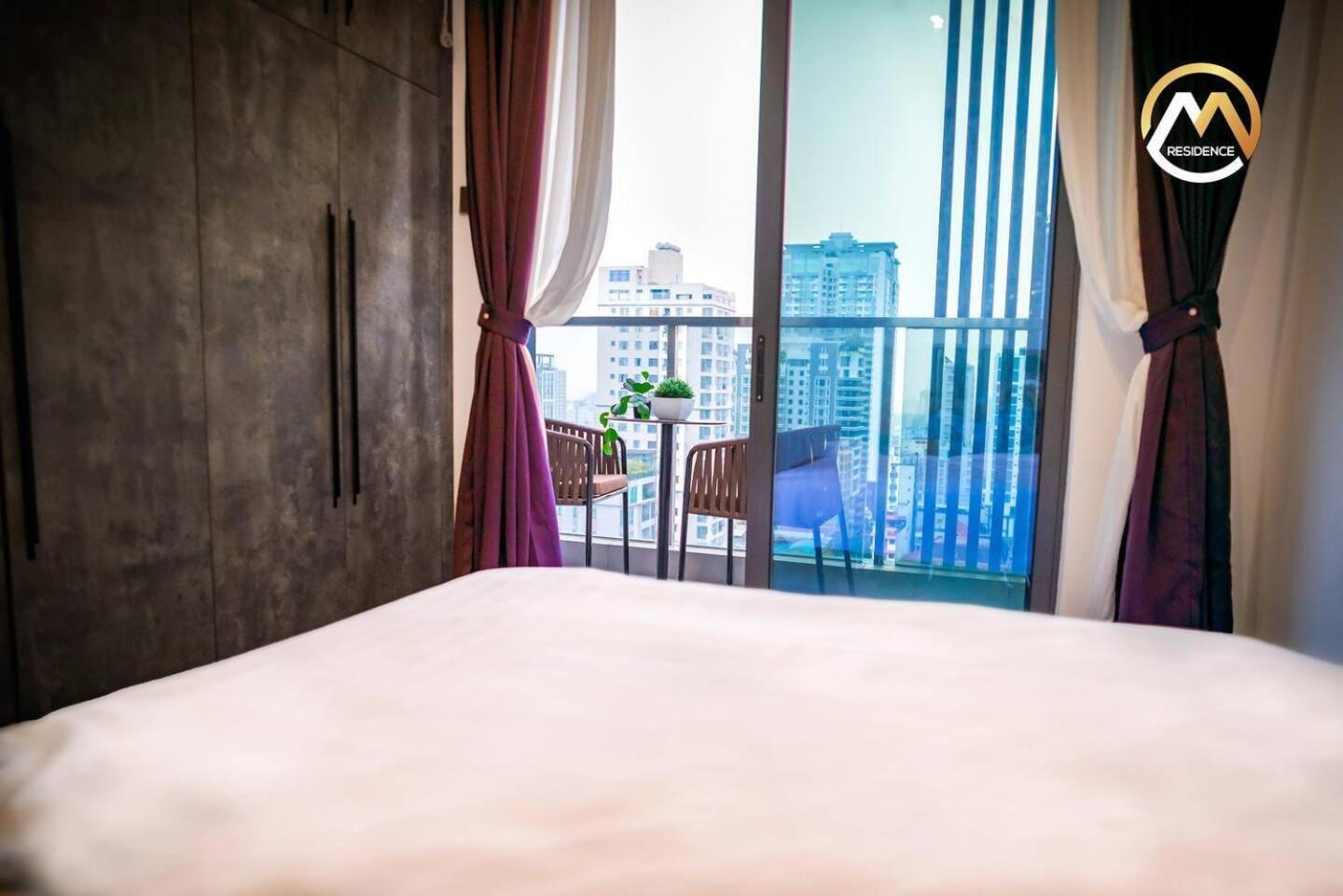 Hotel Serviced Apartments Top One Infinity Pool With View Of 360 Degree プノンペン エクステリア 写真