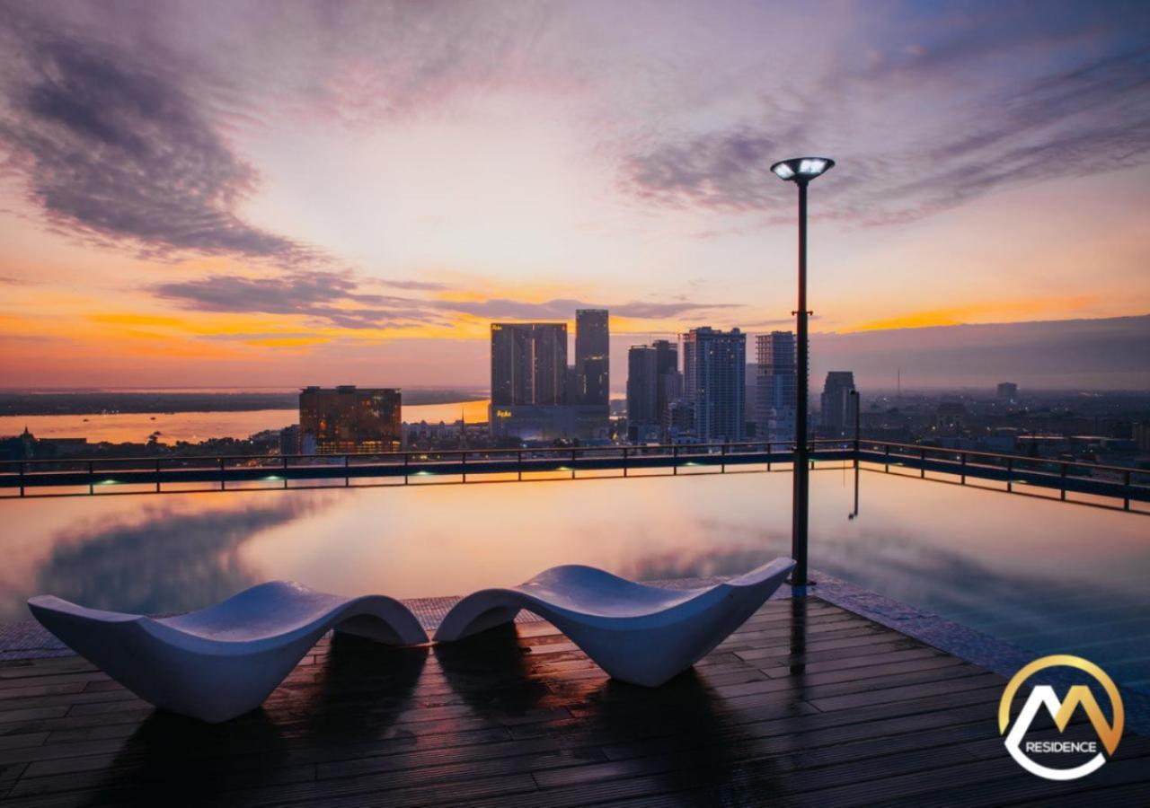 Hotel Serviced Apartments Top One Infinity Pool With View Of 360 Degree プノンペン エクステリア 写真