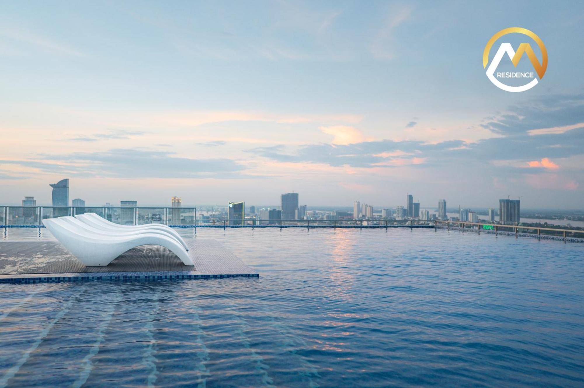 Hotel Serviced Apartments Top One Infinity Pool With View Of 360 Degree プノンペン エクステリア 写真