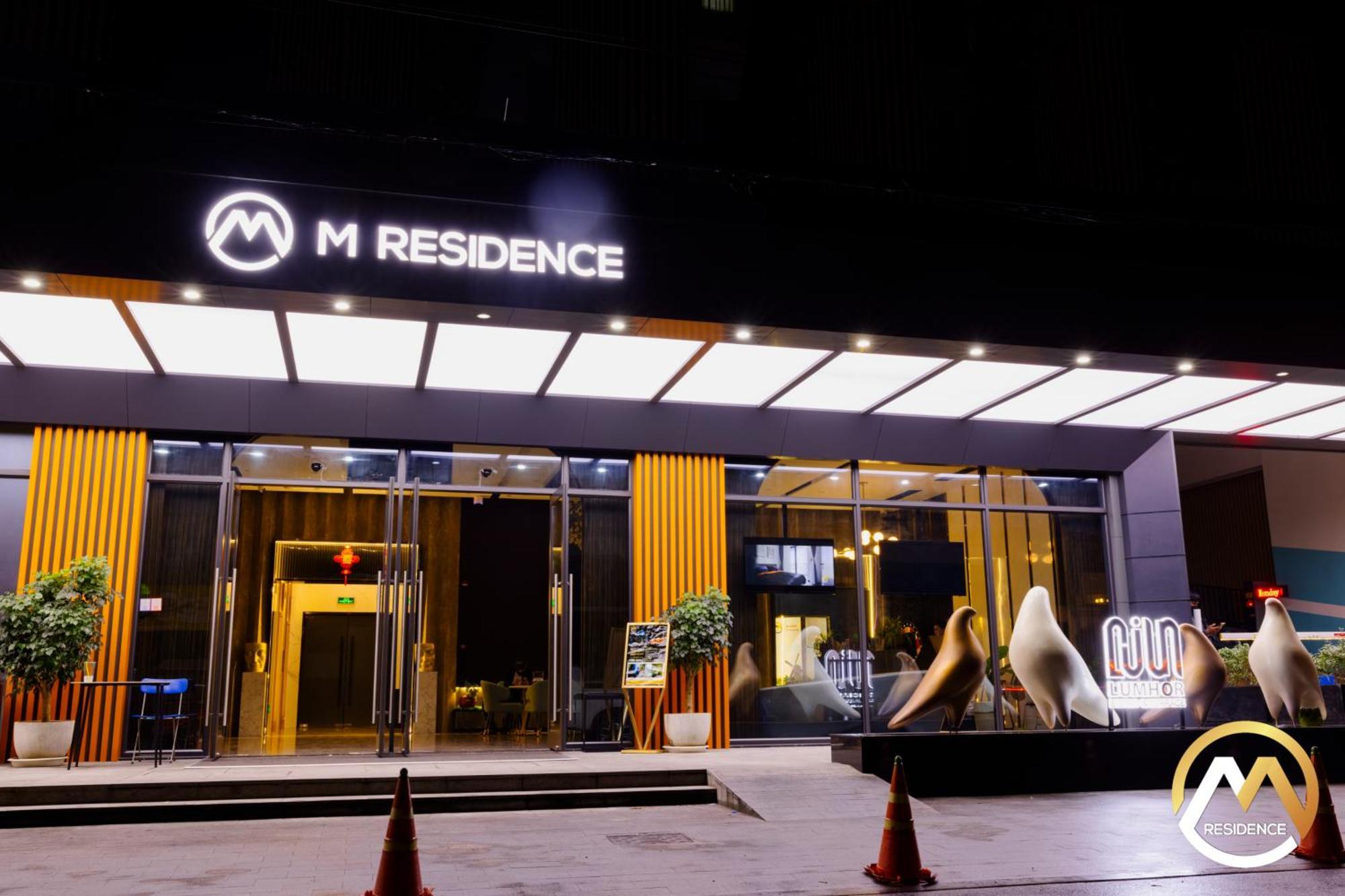Hotel Serviced Apartments Top One Infinity Pool With View Of 360 Degree プノンペン エクステリア 写真